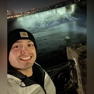 Meet your Posher, Julian